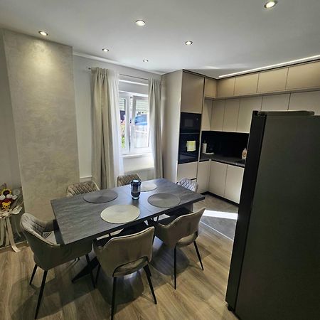 Apartment Holiday Zadar Eksteriør bilde