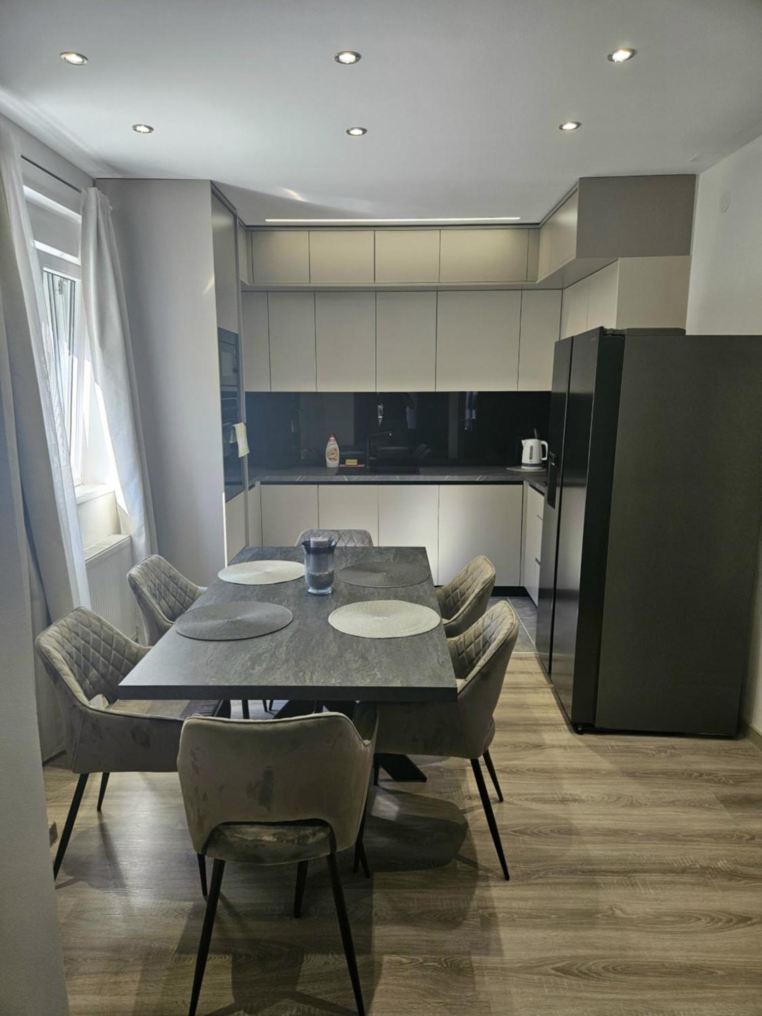Apartment Holiday Zadar Eksteriør bilde